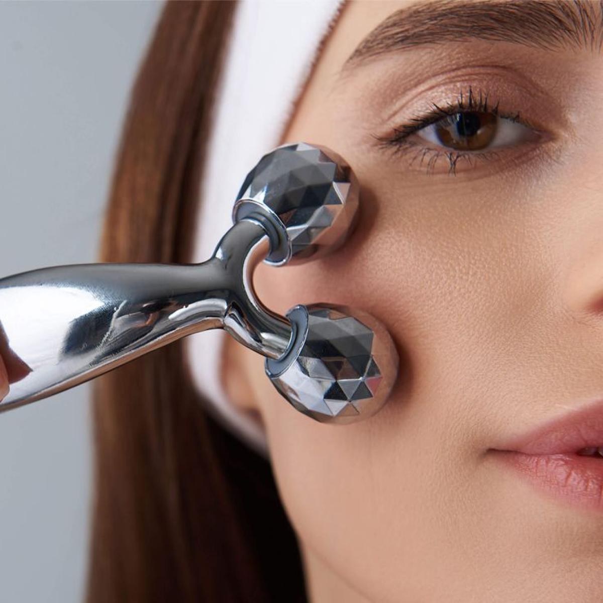 3D Massager XC-206 – ফেস-লিফ্ট, স্কিন টাইটেনিং ও বডি শেপিংয়ের জন্য প্রিমিয়াম রোলার ম্যাসাজার!